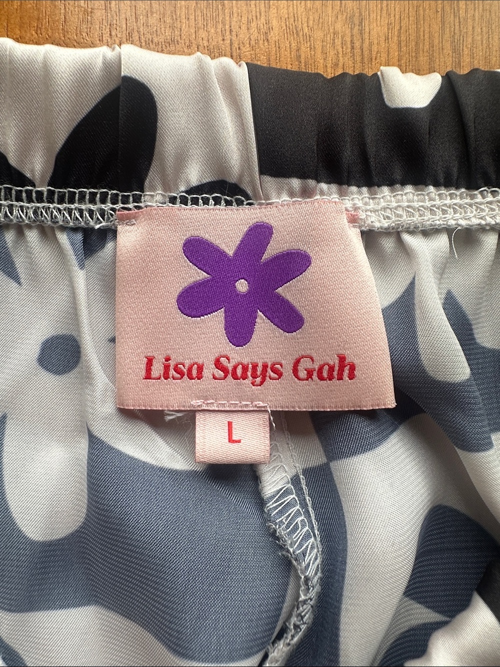Lisa Says Gah Black & White Floral Check Pajamas - Picture 4 of 5